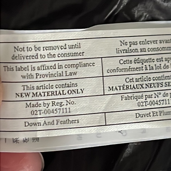 J Crew black Down puffer vest. Size XS in Excellent condition. - Picture 10 of 10